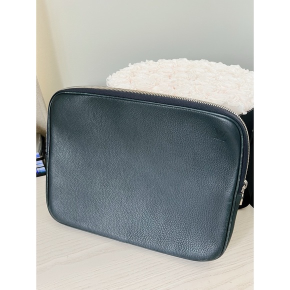 LV Blue Laptop Case/Zip Portfolio - Picture 8 of 12